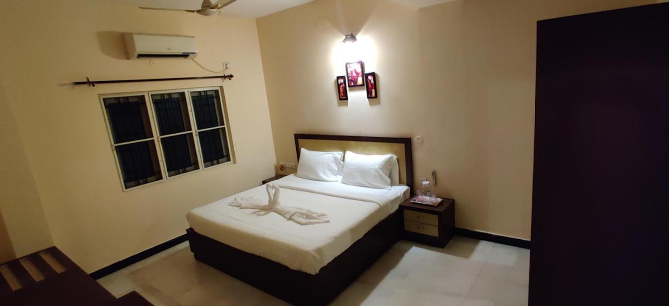 Coral Shelters Keelavasal Apartment Madurai Luaran gambar